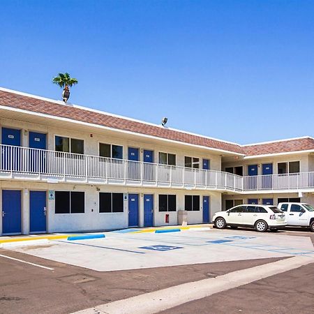 Motel 6 Mesa North Exterior foto