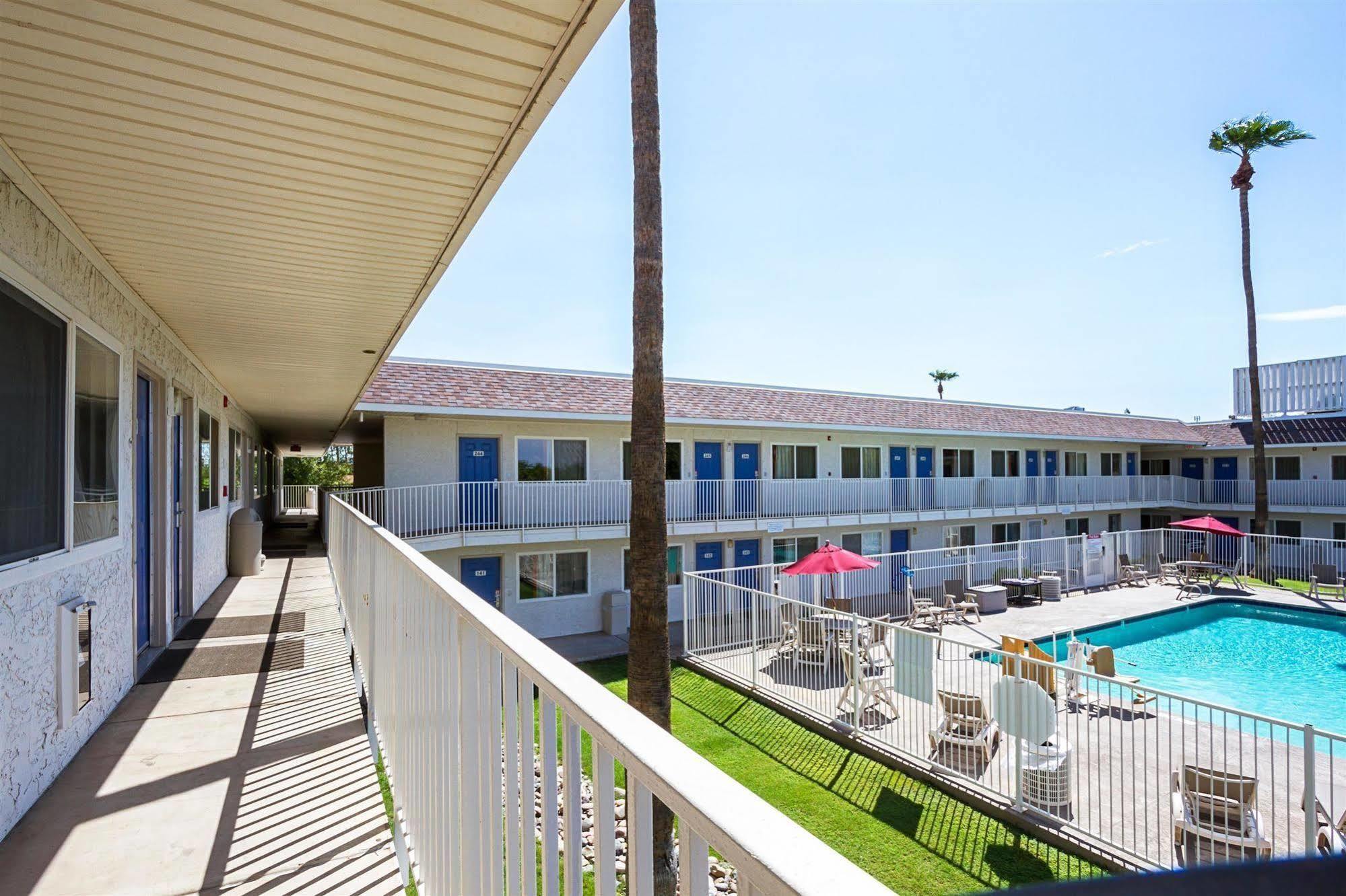 Motel 6 Mesa North Exterior foto