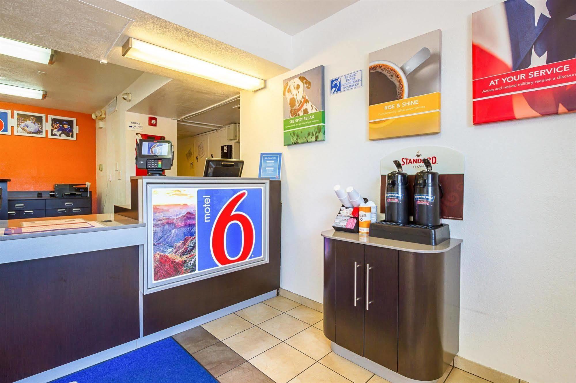 Motel 6 Mesa North Exterior foto